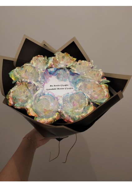 Çiçek Buketi Aynadaki Benim Çiçeğim Aynalı Buket Sonsuzluk Gülü modelleri