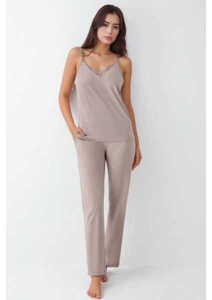 Kadın Modal Pamuklu Vizon Sabahlıklı Pijama Takımı QP9K0R9K9R modelleri