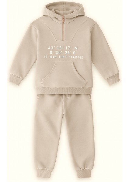 Erkek Çocuk Bej Kapüşonlu Yarım Fermuarlı 3 Iplik Eşofman Takımı – It Has Just Started Baskılı, Şardonlu Kumaş indirimleri