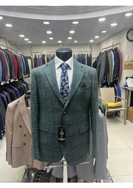 Kışlık Regular Kesim Yün Erkek Ceketi