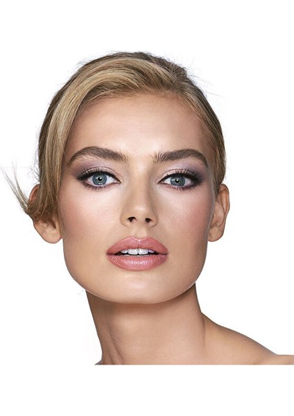 The Uptown Girl Makeup Kit modelleri