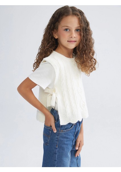 Lcw Kids Ekru Bisiklet Yaka Fiyonklu Kız Çocuk Süveter