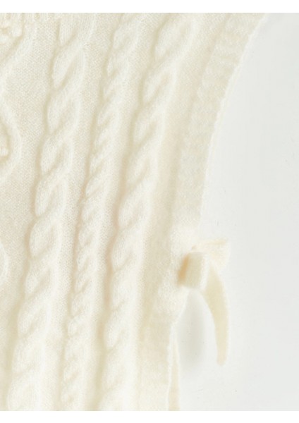 Lcw Kids Ekru Bisiklet Yaka Fiyonklu Kız Çocuk Süveter indirimleri