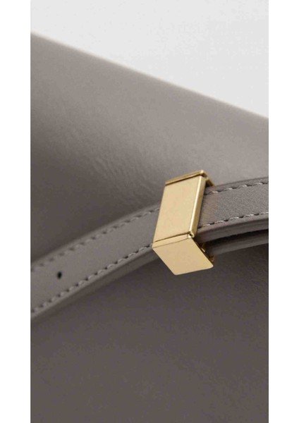 Kapamalı Omuz Çantası fırsatları