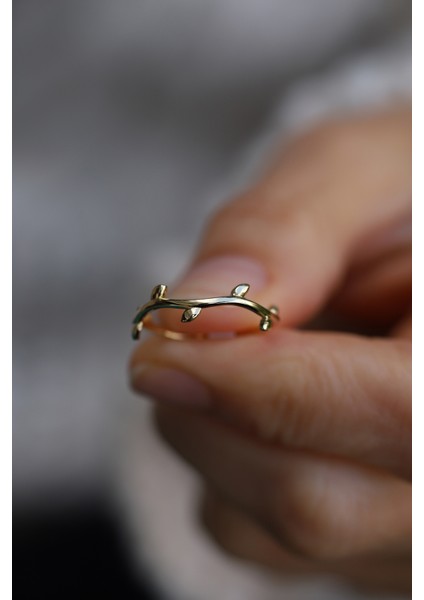 14 Ayar Altın Yaprak Detaylı Dal Yüzük