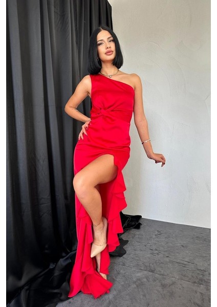 Kırmızı Volanlı Saten Abiye fiyatları