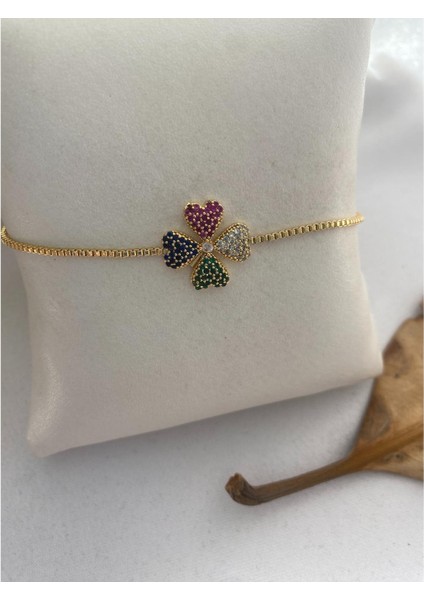 Yonca Yapraklı Parlak Taşlı Ayarlabilir Bileklik Altın Renk modelleri