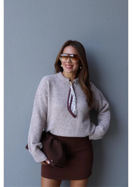 Vizon Yaka Fular Detay Kazak