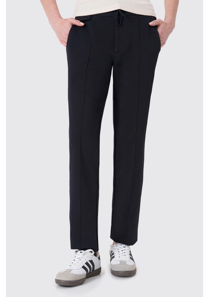 Organik Pamuklu Siyah Kadın Sweatpant