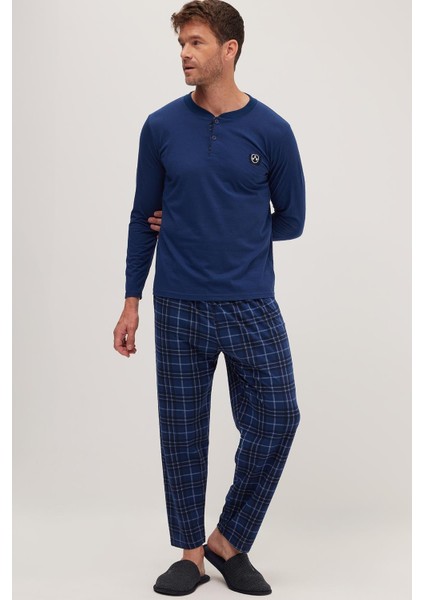 Erkek Regular Fit Pamuklu Düğmeli Yaka Beli Lastikli Desenli Indigo Pijama Takımı fırsatları