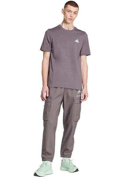 Performance JY3032 Mercedes - AMG Petronas Formula One Team Premium Woven Graphic Tee