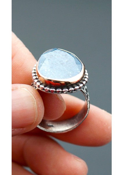 925 Ayar Kadın Gümüş Ceyt Taşı Yüzük SY00077