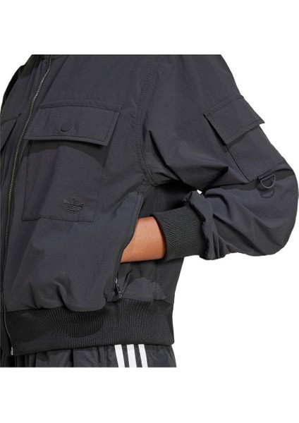 Kadın Siyah Ceket P ESS JKT WOVEN JD4792