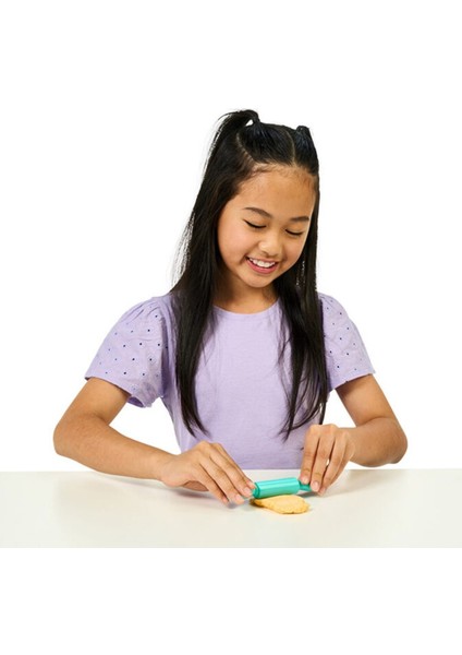 CKE06000 Ccookeez Makery Lil Bakez Fırını ve Sürpriz Kokulu Çörek indirimleri