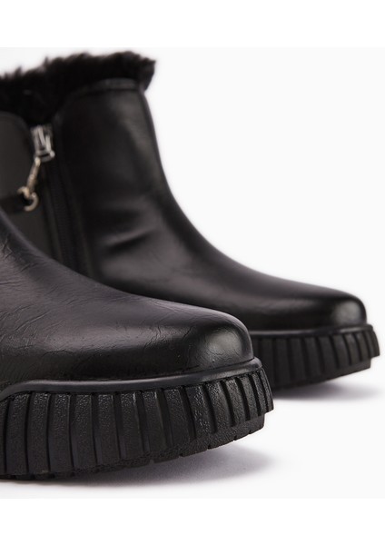 Sora Siyah Kürklü Fermuarlı Kadın Spor Bot modelleri