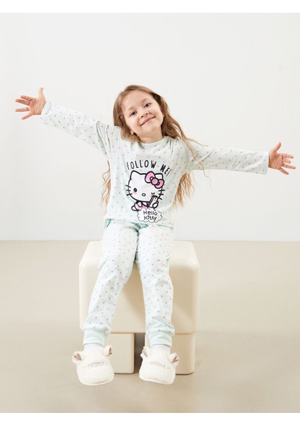 Yeni Sezon Hello Kitty Baskılı Kız Çocuk Pijama Takım fırsatları