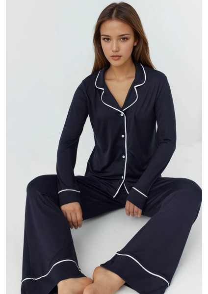 Kadın Gömlek Yakal Ekstra Yumuşak Rahat Kesim Uzun Kollu Pijama Takımı Lacivert indirimleri