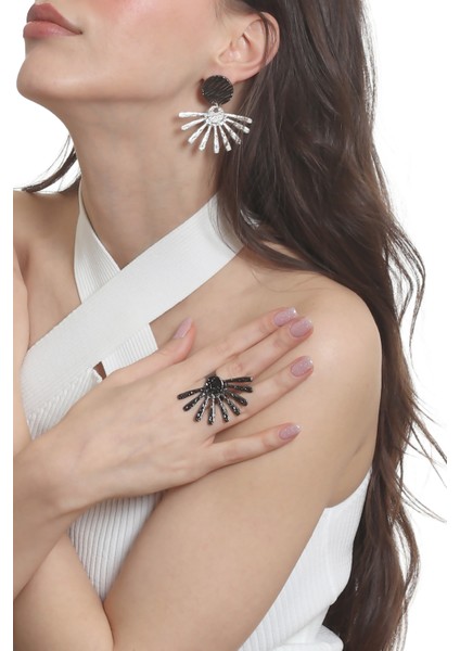 Kadın Çivili Model Güneş Küpe & Yüzük Seti