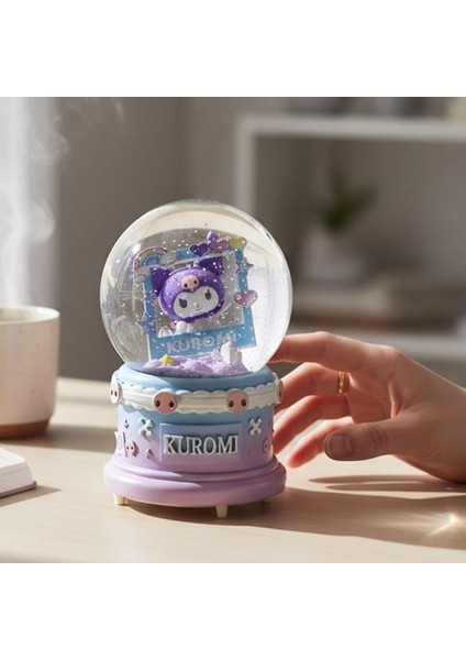 Sevimli Kuromi Figürlü Büyük Boy Püskürtmeli Müzikli Işıklı Kar Küresi