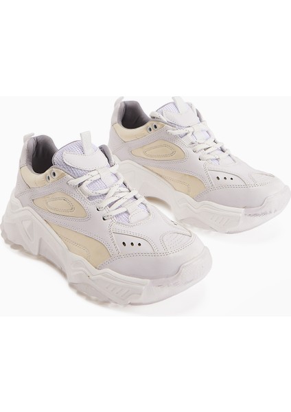 Erla Beyaz Kalın Tabanlı Bağcıklı Kadın Sneakers