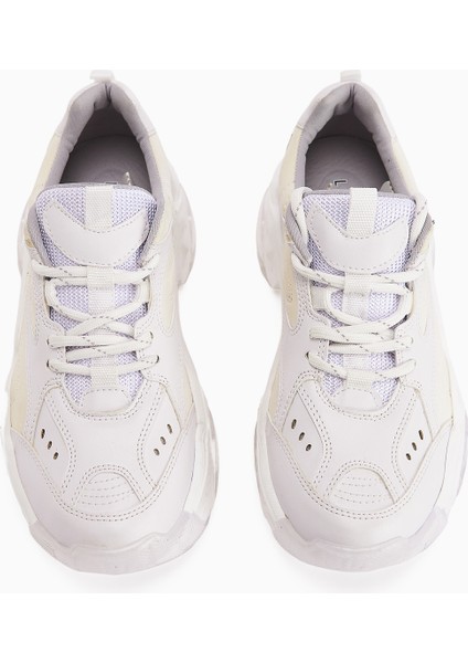 Erla Beyaz Kalın Tabanlı Bağcıklı Kadın Sneakers fırsatları