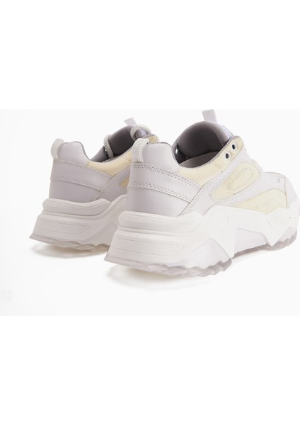 Erla Beyaz Kalın Tabanlı Bağcıklı Kadın Sneakers indirimleri