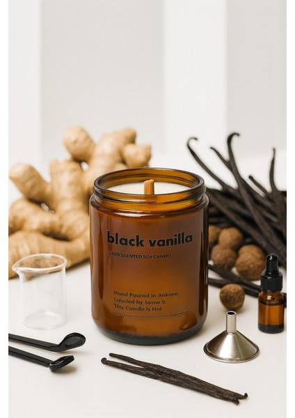 : Black Vanilla : Amber Cam Kavanozda : Kokulu Soya Mum (Kakule, Vanilya, Zerdeçal, Safran, Zencefil)