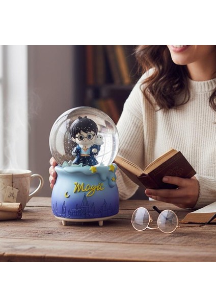 Büyülü Kar Küresi - Sihirli Okul Temalı Büyük Boy Püskürtmeli Müzikli Işıklı Dekoratif Figür