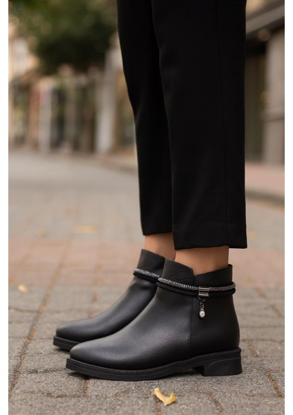 Kadın Cilt ve Nubuk Aksesuar Detaylı Fermuarlı Rahat Kışlık Bot Kaymaz Taban H01 fiyatları