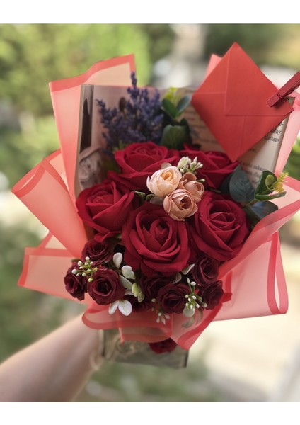 Sevgiliye, Kız Arkadaşa Özel Hediye Buketi Yapay Kadife Güllü Özel Buket fiyatları