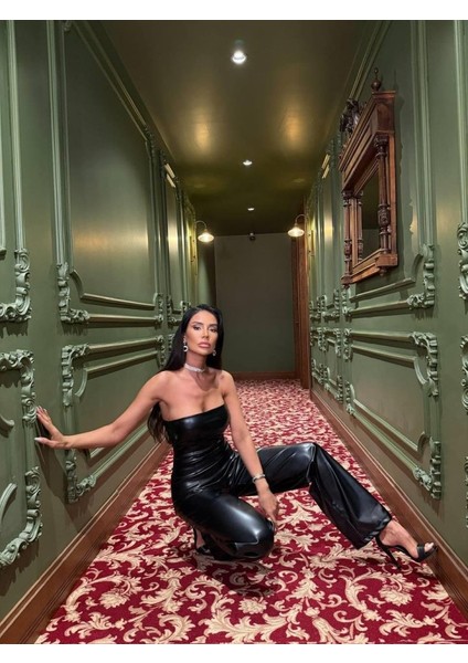 Kadın Likralı Deri Straplez Tulum fiyatları