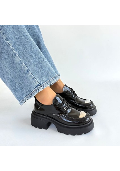 Kiya Siyah Rugan Dolgu Topuk Oxford Ayakkabı - Lisinya fırsatları