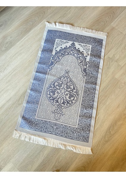 Desenli Saçaklı Hediyelik Bohçalık Tafta Osmanlı Seccade