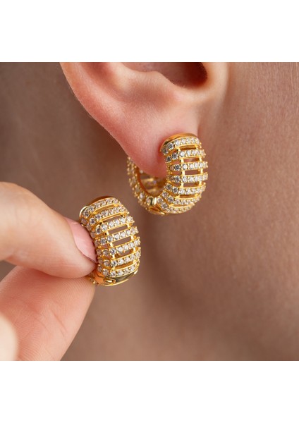 925 Ayar Gümüş Bombeli Taşlı Halka Küpe