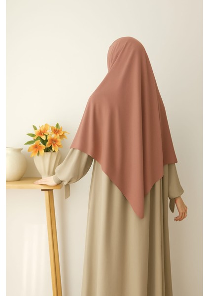 Tesettür Hijab Medine Ipeği Eşarp Camel