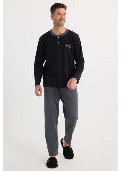 Erkek Regular Fit Pamuklu Düğmeli Yaka Beli Lastikli Desenli Gri Pijama Takımı indirimleri