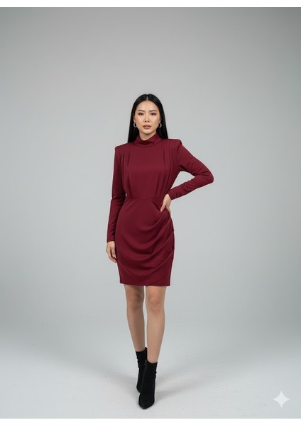 Kadın Vatkalı Kısa Elbise