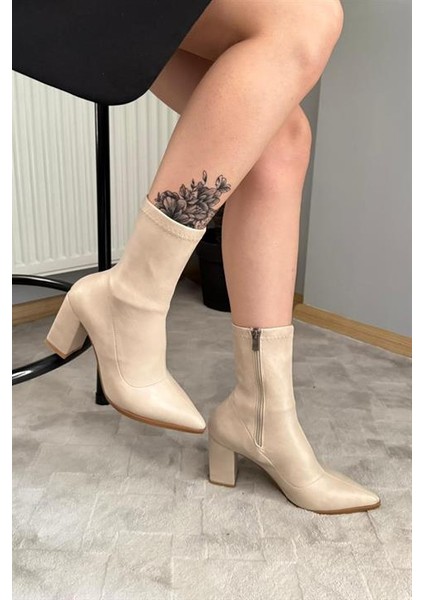 Kadın Volga Bej Fermuarlı 8 cm Kalın Topuklu Strec Bot fırsatları