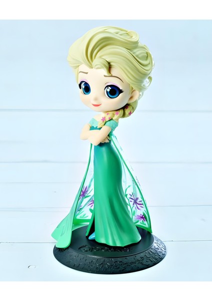 Karlar Ülkesi Frozen Prenses Elsa Anime Karakter Figür Oyuncak Dekoratif Hediyelik Biblo Bebek 15 cm fiyatları