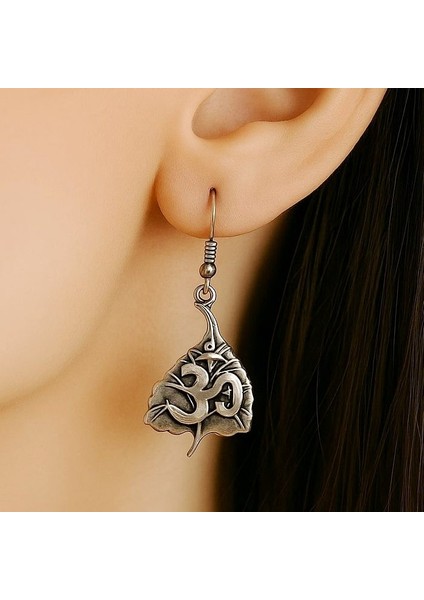 Ohm Yoga Şekilli Kadın Küpe Çift Adet Gümüş Kaplama El Yapımı Küpe fiyatları