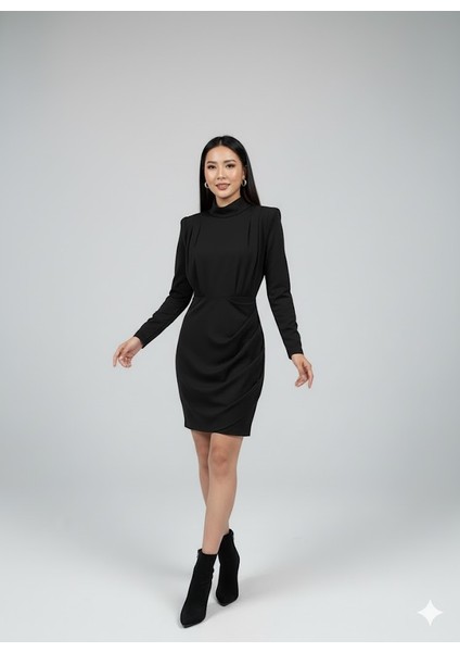 Kadın Vatkalı Kısa Elbise