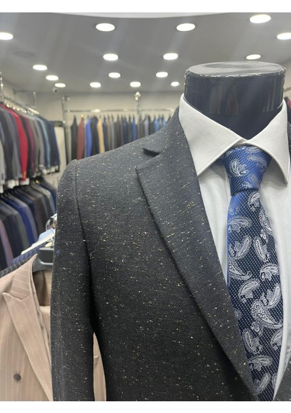 Kışlık Regular Kesim Yün Erkek Ceketi indirimleri