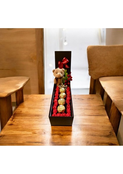 Sevgiliye Arkadaşa Hediye Kutusu Güllü, Ayclklı Rocher Çikolatalı Doğum Günü Hediyesi fiyatları