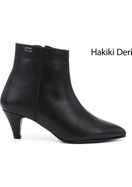 Kadın Siyah Fermuarlı Sivri Burun Hakiki Deri Bot