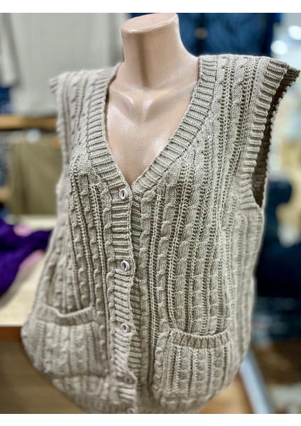 Kadın Triko Düğmeli Cepli Yelek modelleri