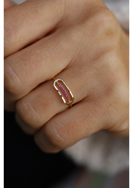 14 Ayar Altın Fuşya Taş Kaplama Detaylı Içi Boş Sekizgen Yüzük modelleri