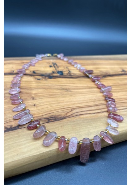 Gül Kuvars Saçaklı Doğal Taş Çelik Kolyе – Aşk ve Şefkatin Taşı fırsatları