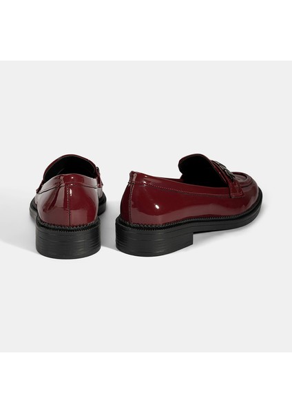 Kadın Bordo Metal Aksesuarlı Loafer