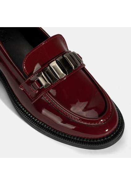 Kadın Bordo Metal Aksesuarlı Loafer