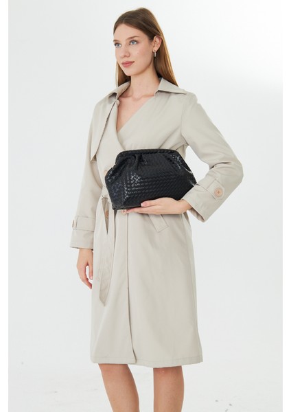 Liora Siyah Örgü Detaylı Portföy Kadın Omuz, Kol ve El Çantası